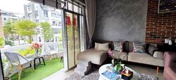 Silahis Apartments (D15), Apartment #523685571